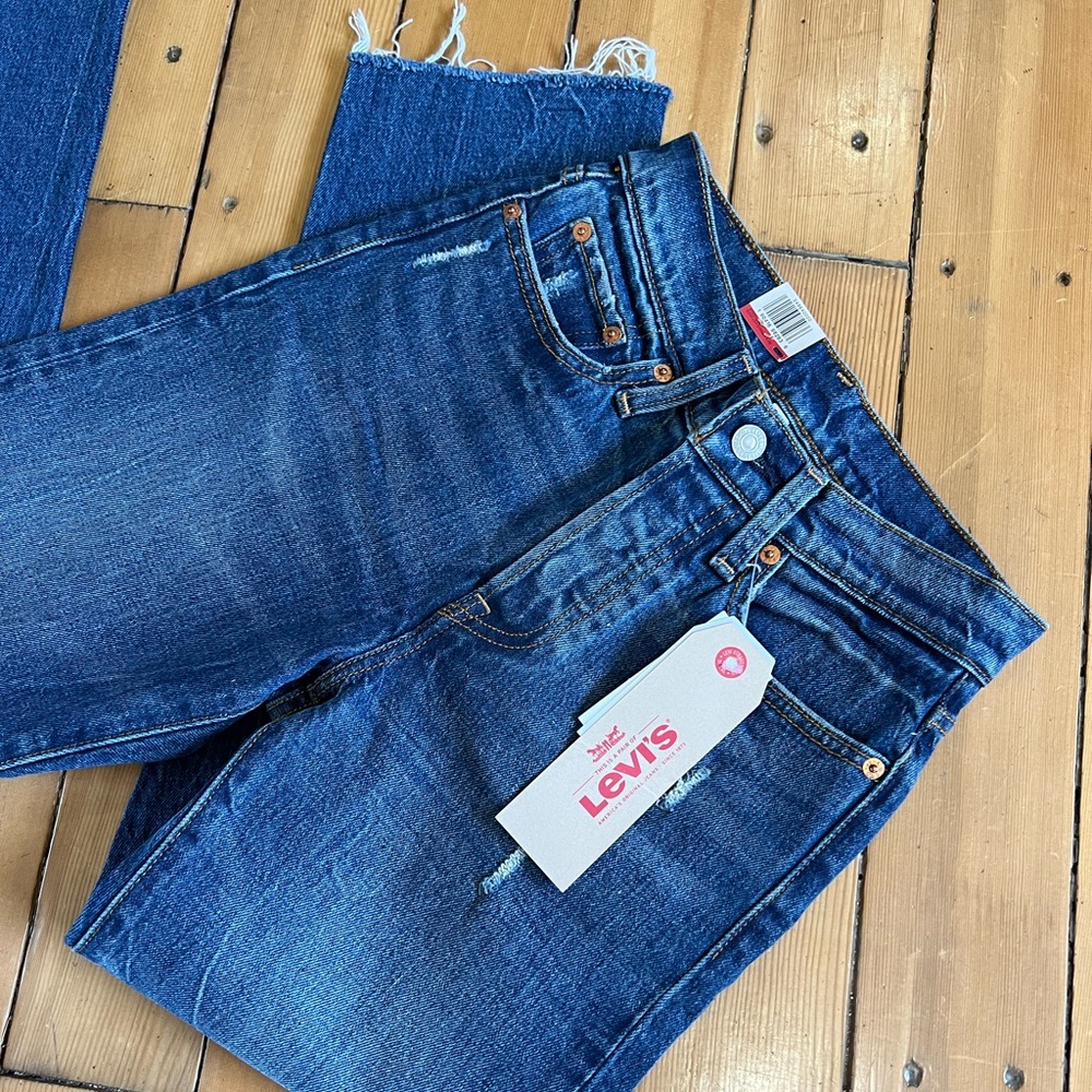 NWT Levi’s Wedgie Straight jeans- 24 - Picture 9 of 14
